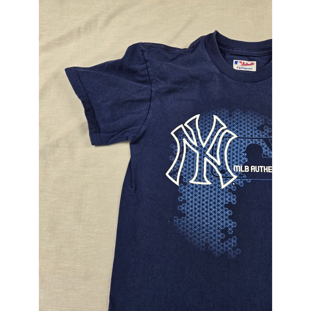Majestic Mens New York‎ Yankees MLB Authentic Collection Navy Graphic T-Shirt S - Picture 6 of 10